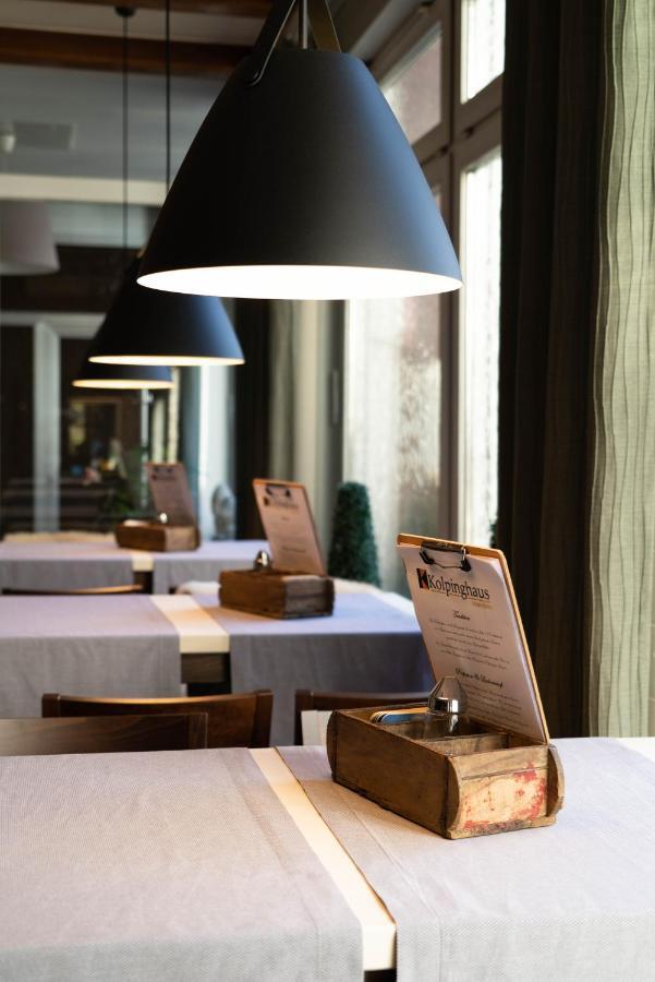 Hotel-Restaurant Kolpinghaus Линген Экстерьер фото