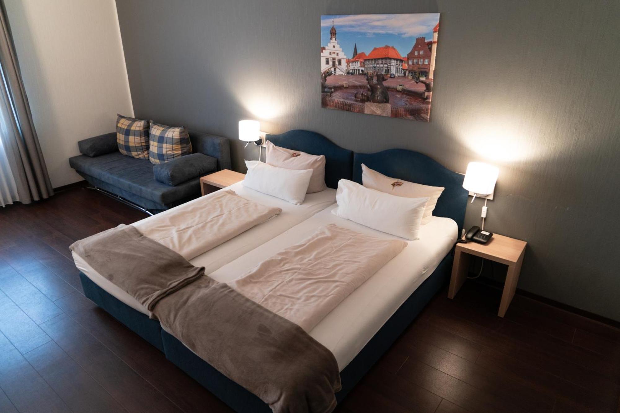 Hotel-Restaurant Kolpinghaus Линген Экстерьер фото