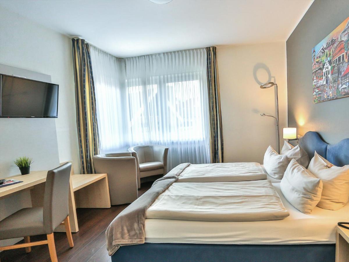 Hotel-Restaurant Kolpinghaus Линген Экстерьер фото